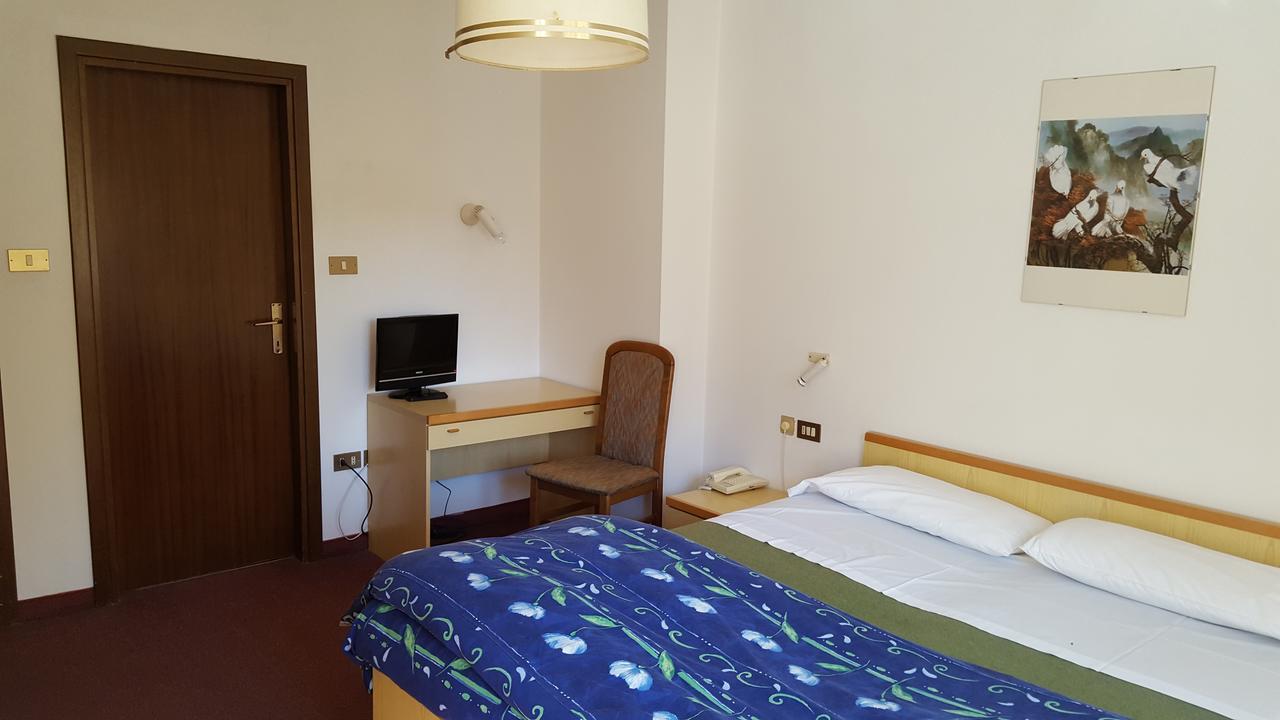 Hotel Piccolo San Lugano Bagian luar foto